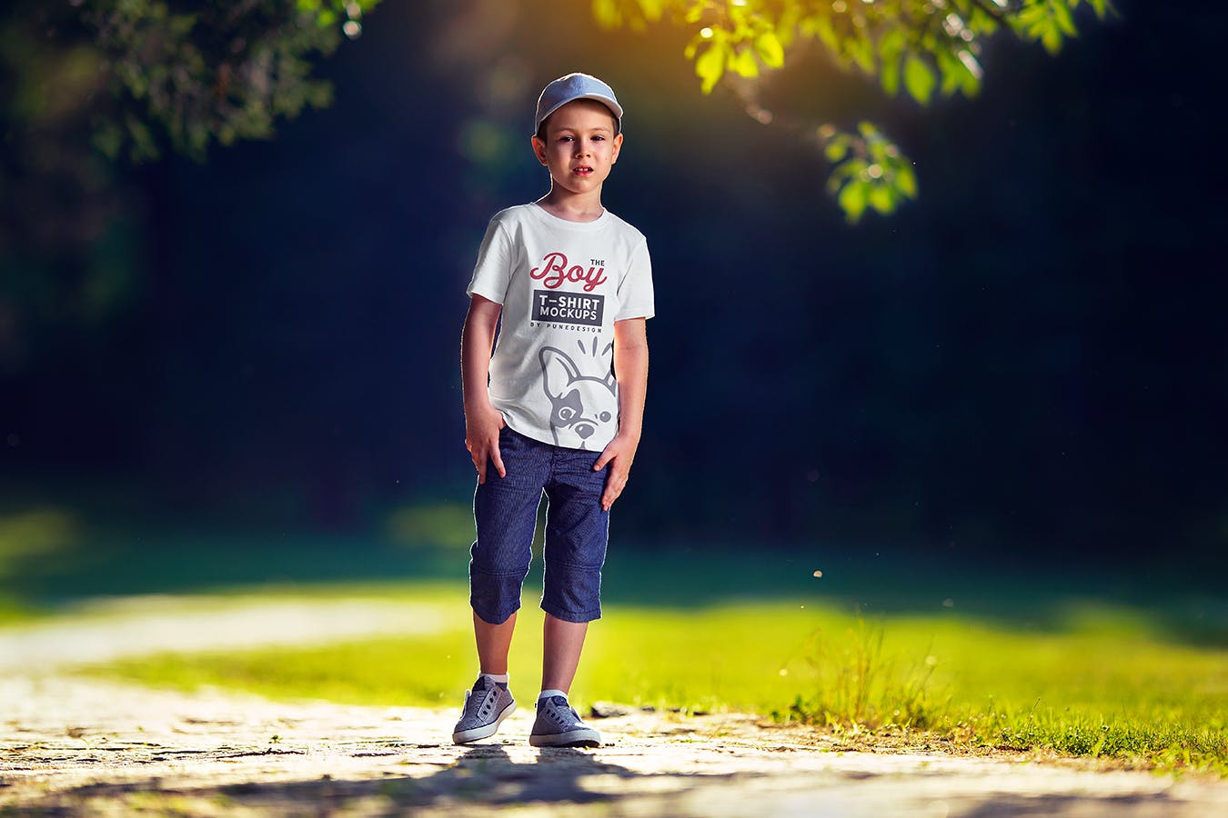 男童T恤胸前印花图案设计预览样机模板v2 Boy T-Shirt Mock-Up Set 2插图(2)