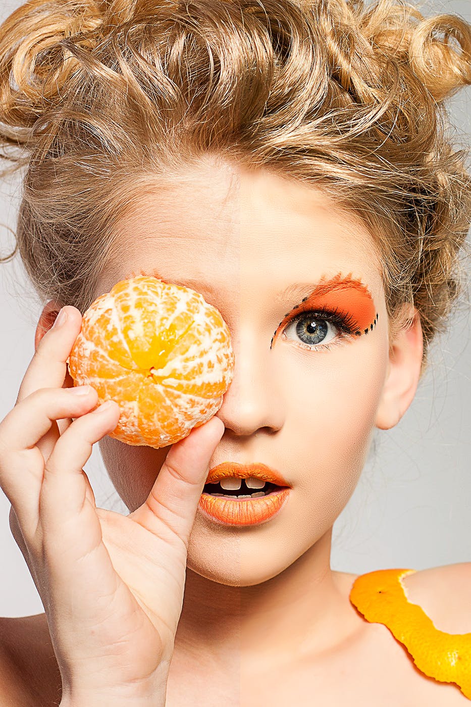 顶级人像照片美容工具PS笔刷/脚本 Ultimate Retouch Tool Photoshop Script CS3+插图(1)