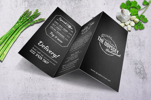 黑色复古排版餐厅菜单PSD模板 Odyssey A4 Trifold Menu插图(5)