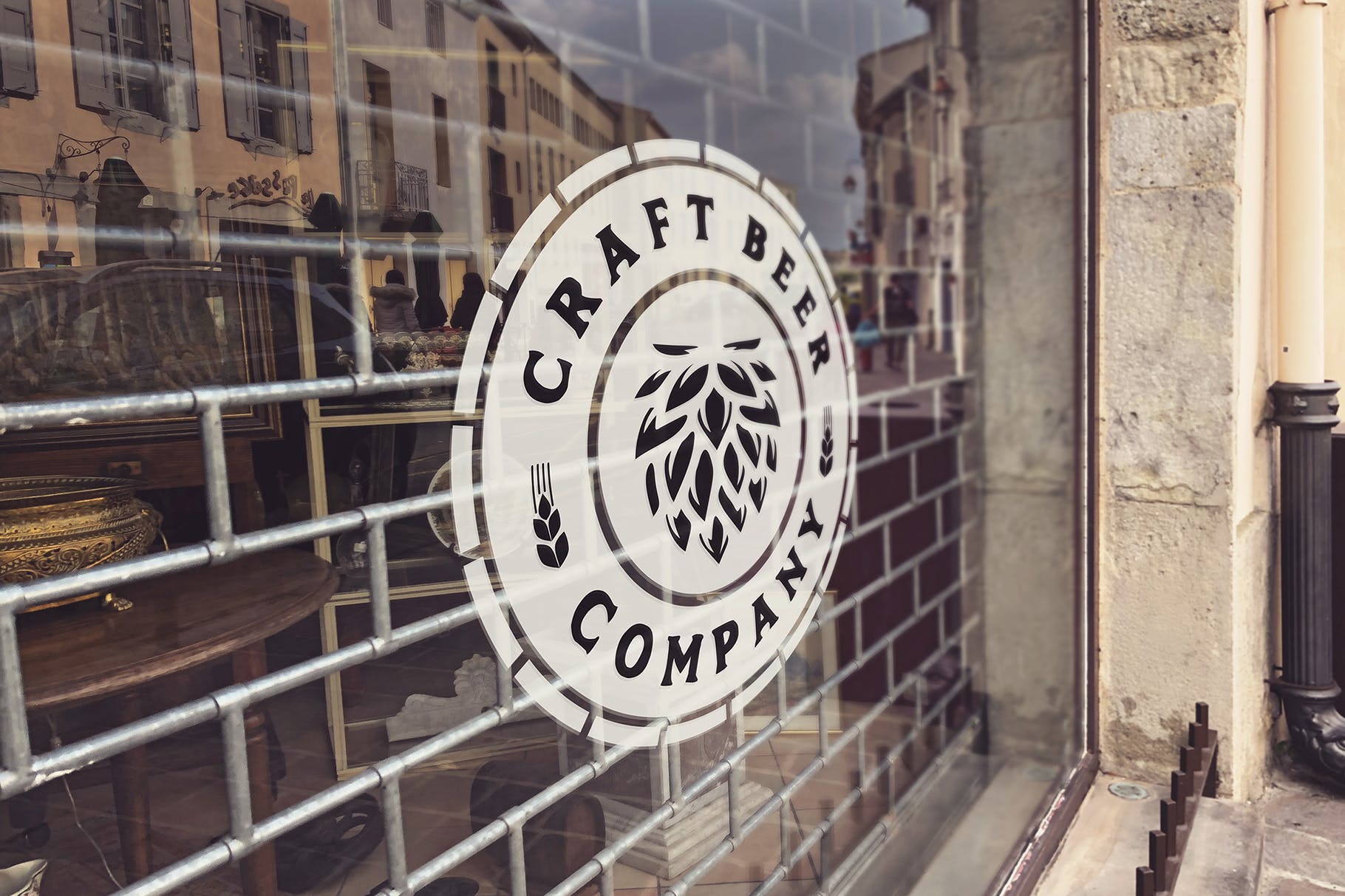 商店橱窗落地玻璃Logo贴纸设计效果图样机 Shop Window Logo Mockup插图(2)