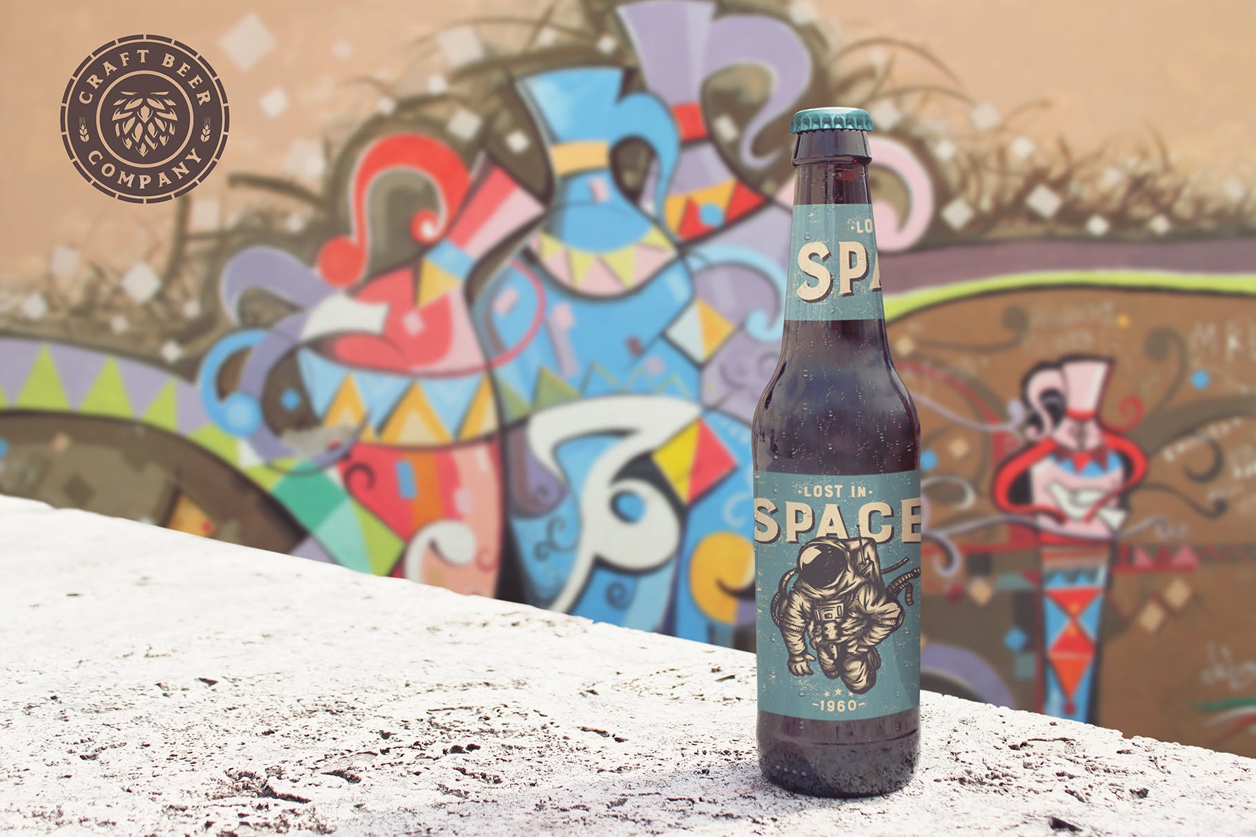 实景照片啤酒瓶外观设计素材库精选模板 Backgrounds Beer Bottle Mockup插图(3)