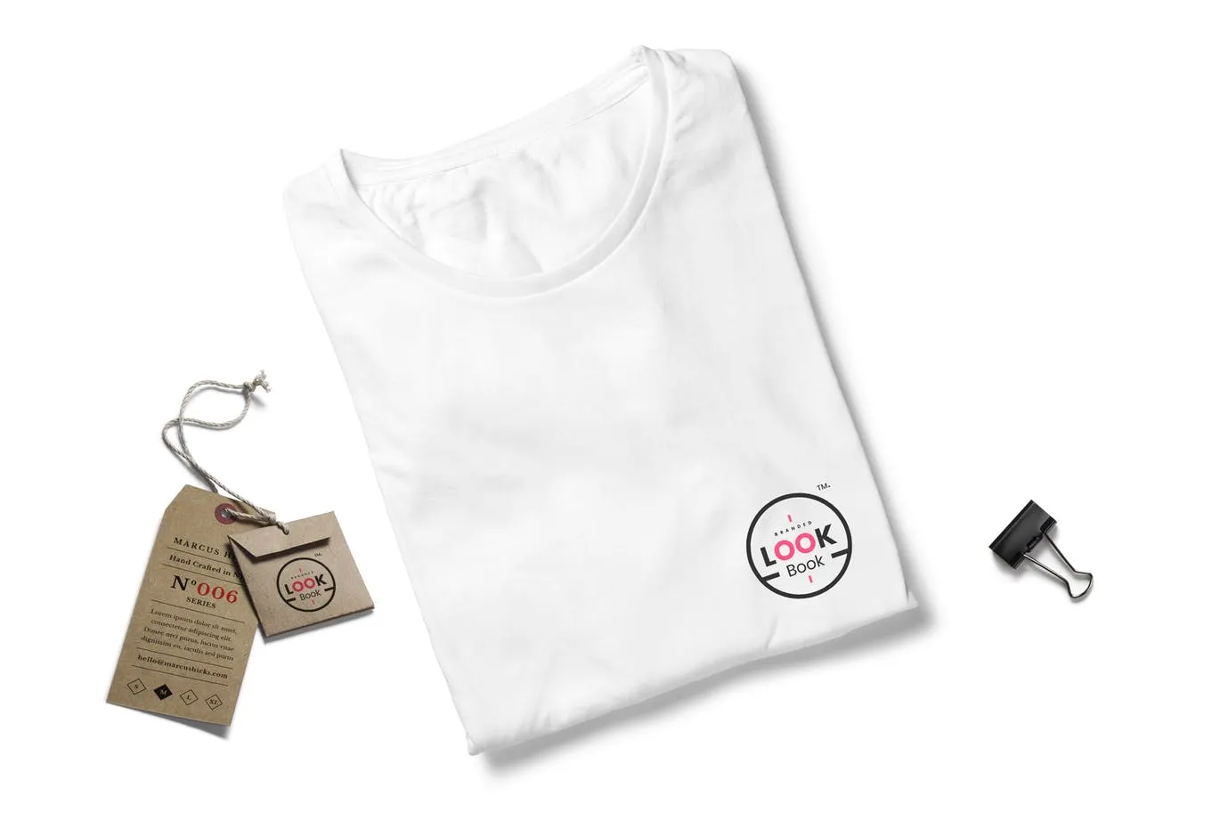 简约时尚的T恤衣服服装设计VI样机展示模型mockups插图