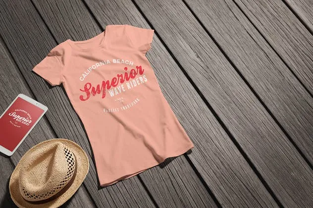 女士圆领印花T恤样机模板 Crew Neck T-shirt Mock-up Female Version插图(4)