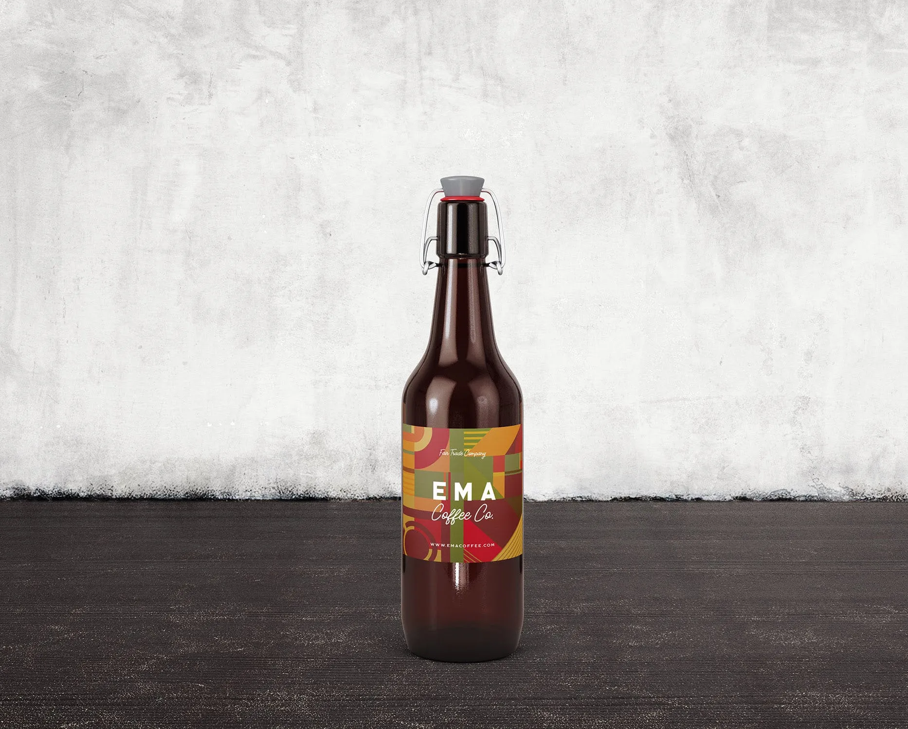 6个啤酒/咖啡/牛奶瓶外观设计素材库精选v2 6 Beer Coffee Milk Bottles Mockups 2插图(5)