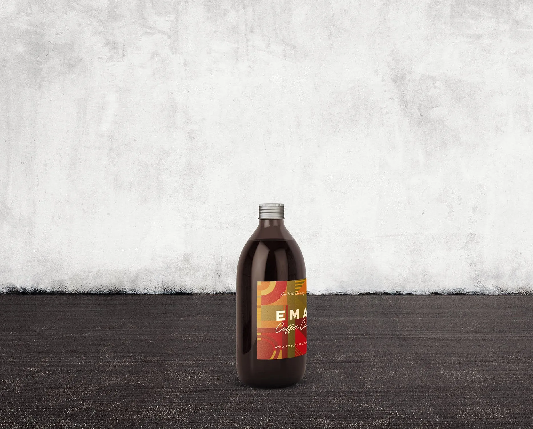 6个啤酒/咖啡/牛奶瓶外观设计素材库精选v2 6 Beer Coffee Milk Bottles Mockups 2插图(7)