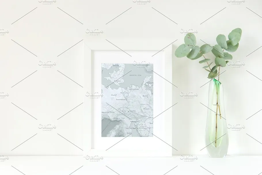 白色框相框样机模板 White frame  mockup插图(1)