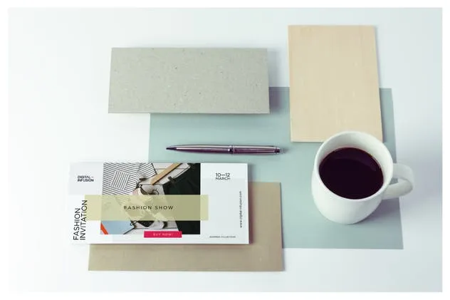 极简DL传单/邀请函设计样机模板 DL Flyer Mockup Minimal Scene插图(5)