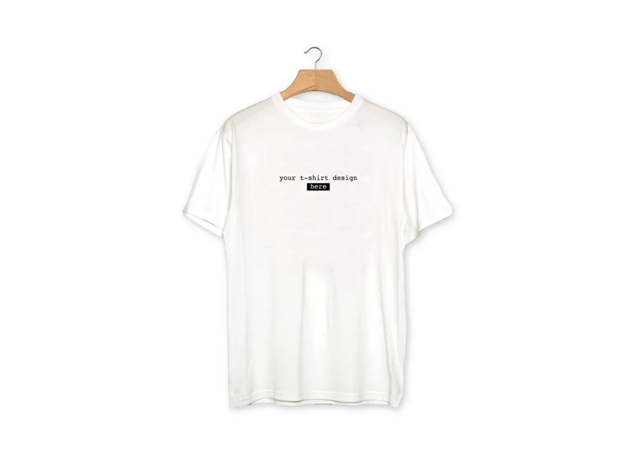 逼真的纯白色T恤样机
