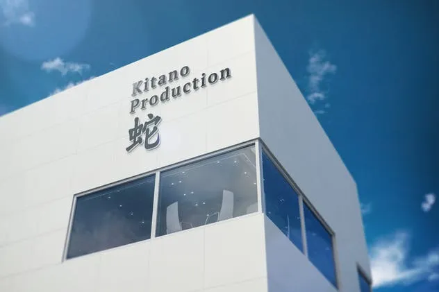 3D标志招牌立面墙样机模型 3D Logo Signage Facade Wall Mock-Ups插图(1)