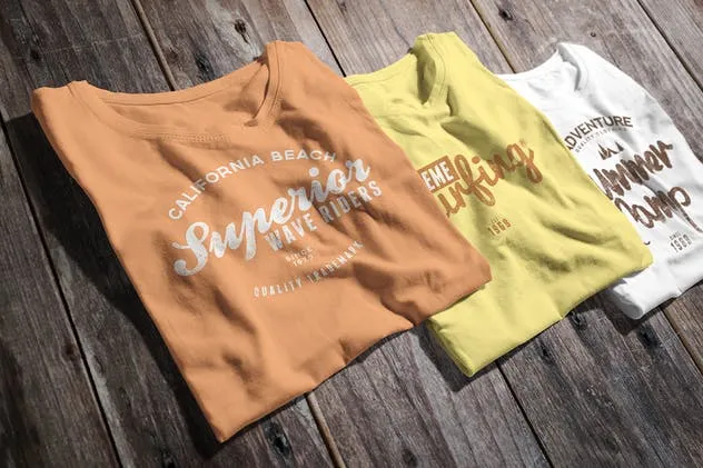 女士圆领印花T恤样机模板 Crew Neck T-shirt Mock-up Female Version插图(1)