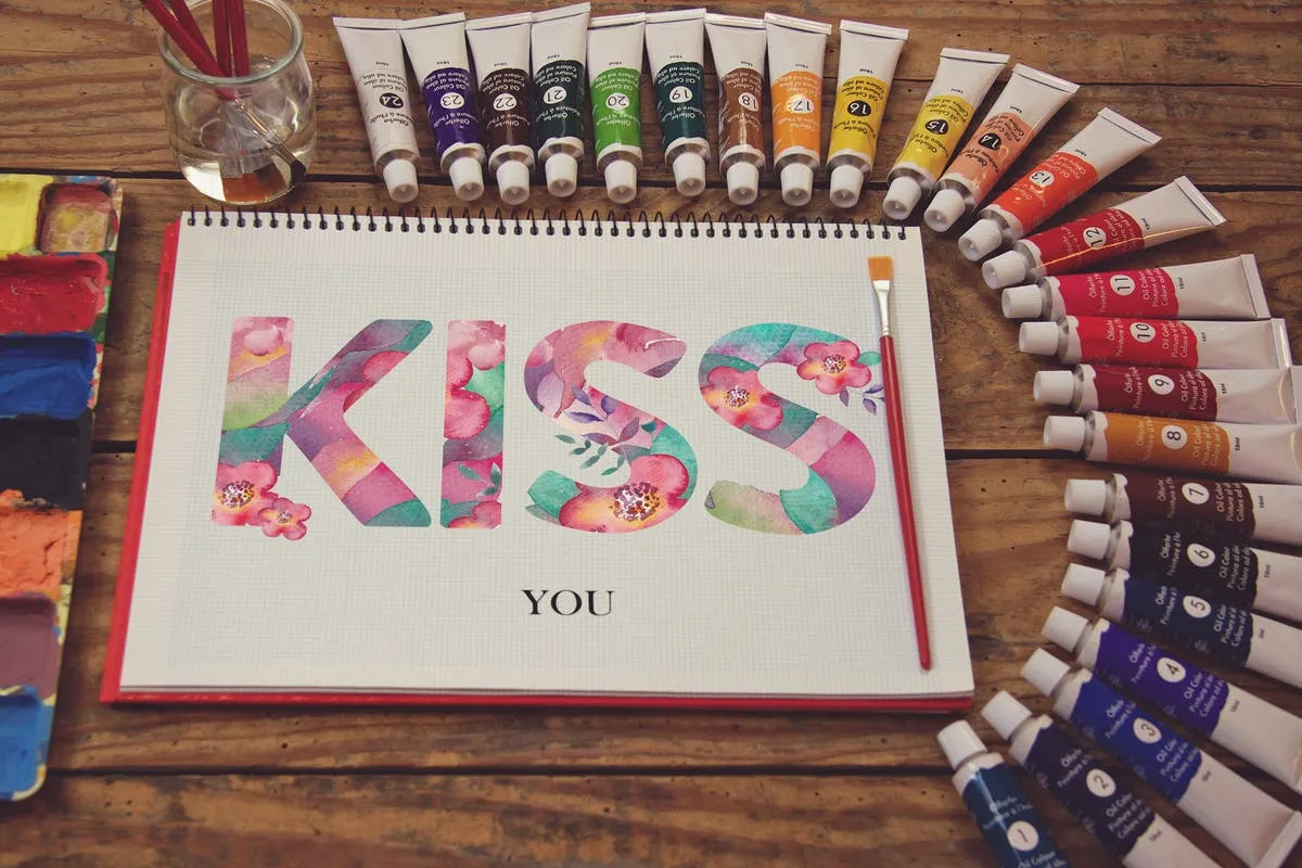 画室创作场景网格笔记本样机模板v6 Graph Paper Notebook Paint Scene插图