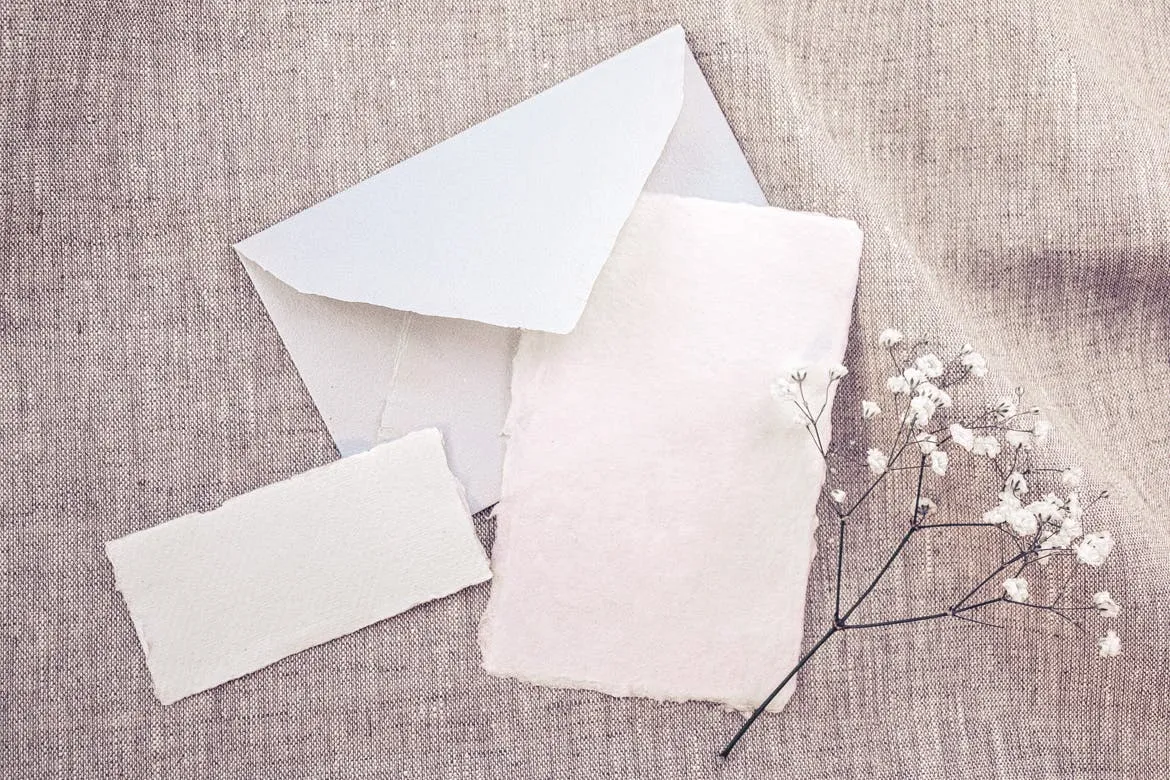 婚礼照片婚礼邀请函优雅风格设计样机素材库精选模板v05 Wedding Photo Mockup 05插图(1)