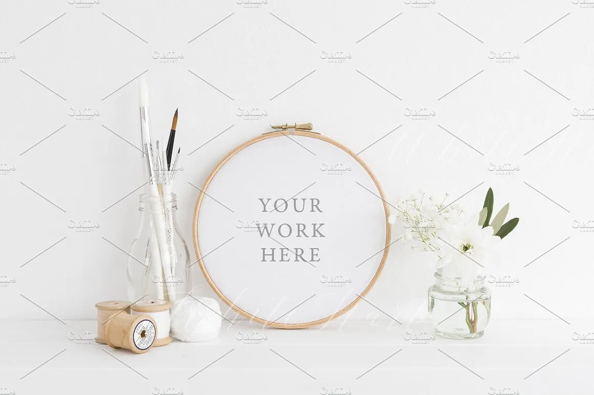 高端圆形INS风相框样机模板 Modern embroidery hoop mockup插图