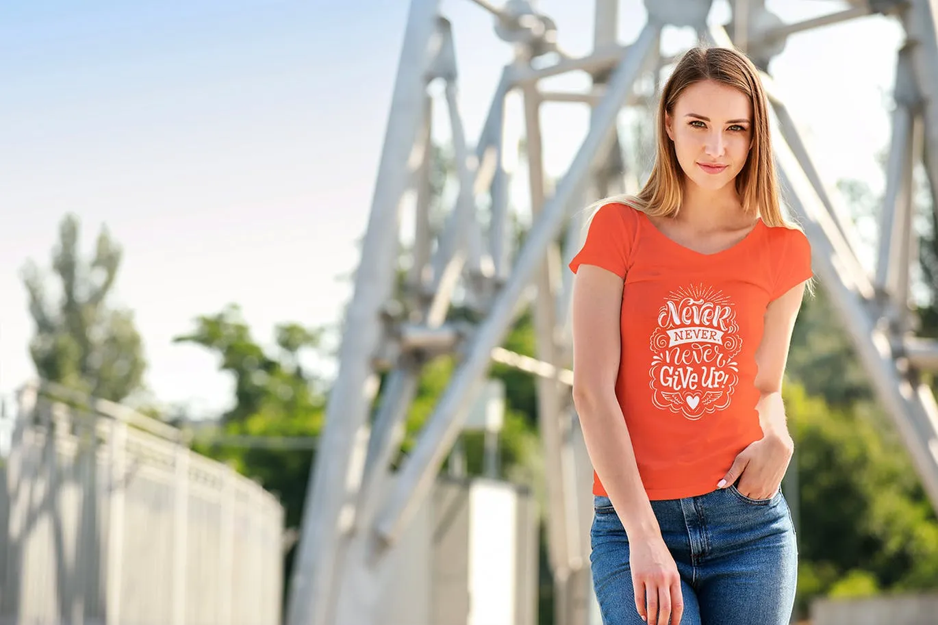 女士T恤服装设计模特上身效果图样机合集 Female T-Shirt Mockup Collection插图(3)