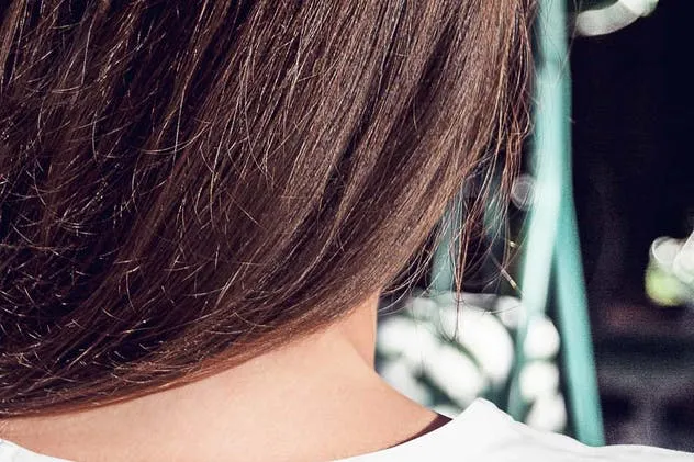 时尚模特T恤上身效果样机模板 T-Shirt Mock-up插图(12)